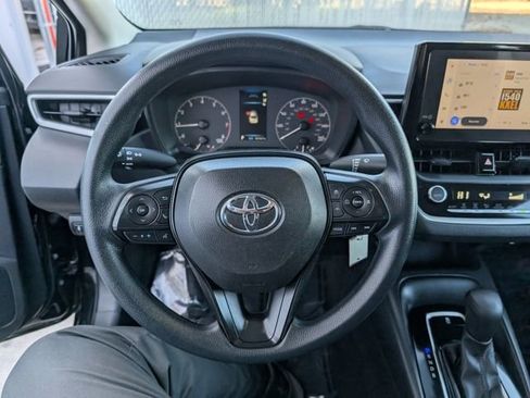 Used 2023 Toyota Corolla LE image 10