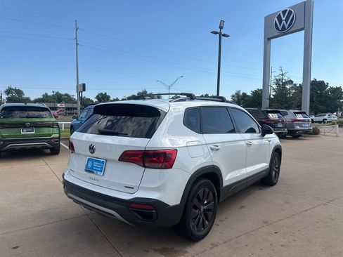 Used 2022 Volkswagen Taos S AWD/4WD image 4