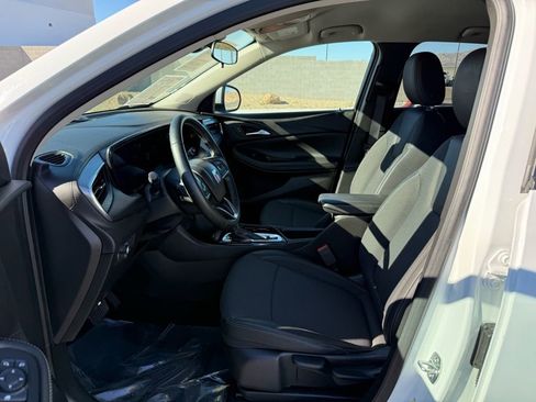 Certified 2025 Buick Encore GX Preferred image 11