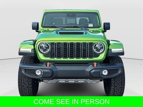 New 2025 Jeep Gladiator Mojave w/ Convenience Group image 8