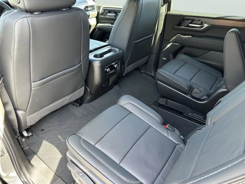 New 2026 GMC Yukon XL Denali w/ Sun & Power Step Package RWD image 18