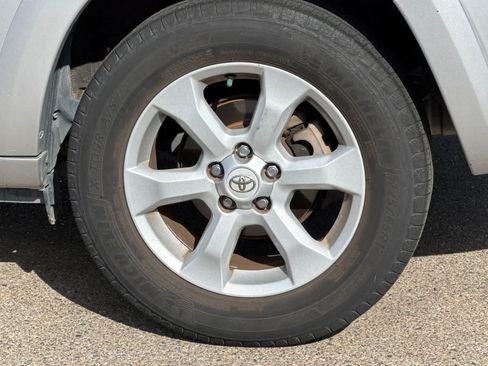 Used 2012 Toyota RAV4 Limited w/ Navigation Value Pkg AWD/4WD image 22
