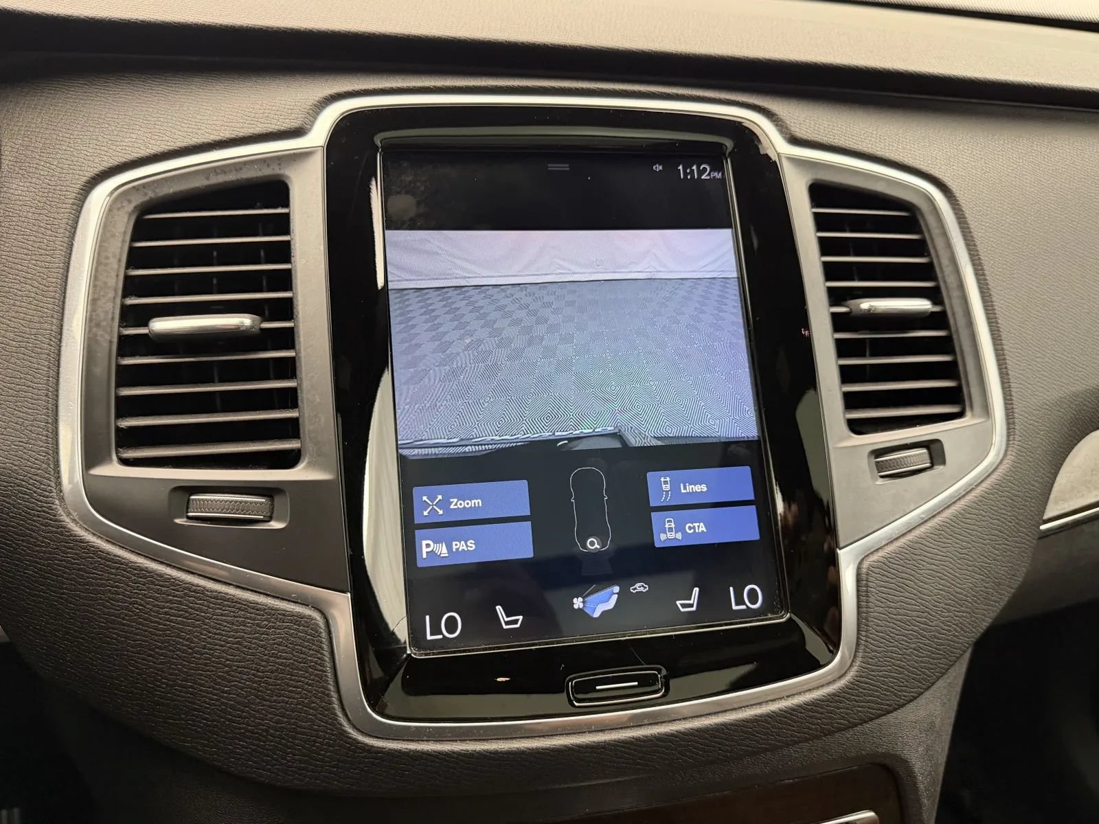 Used 2019 Volvo XC90 T6 Momentum w/ Protection Package Premier AWD/4WD image 24