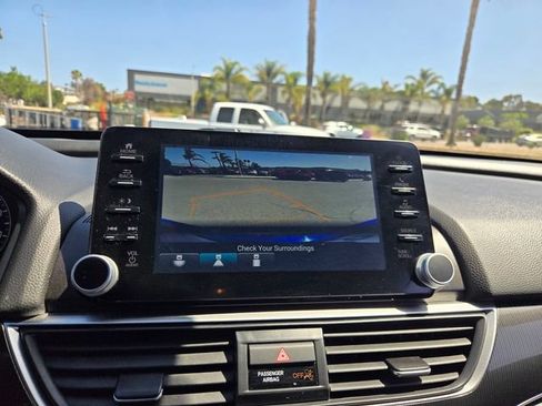 Used 2022 Honda Accord Sport image 10