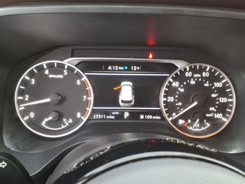 Certified 2023 Nissan Rogue SV image 26