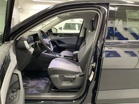 New 2026 Volkswagen Tiguan S image 7