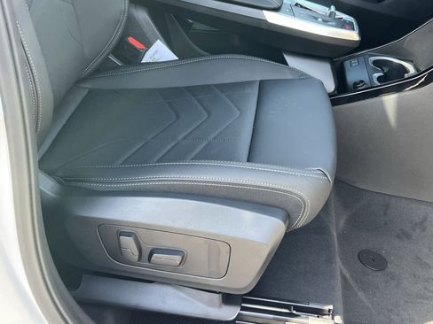 New 2026 BMW X1 xDrive28i w/ Convenience Package image 27