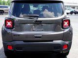 Used 2018 Jeep Renegade Altitude image 5