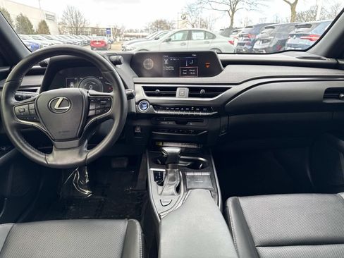 Used 2022 Lexus UX 250h w/ Premium Package image 15