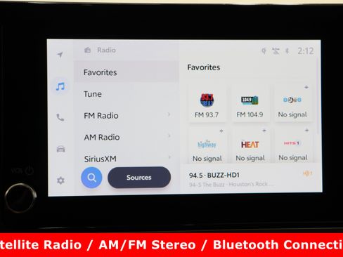 Used 2025 Toyota Camry SE image 19