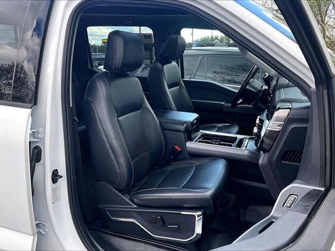 Used 2023 Ford F250 Lariat w/ Lariat Ultimate Package AWD/4WD image 8