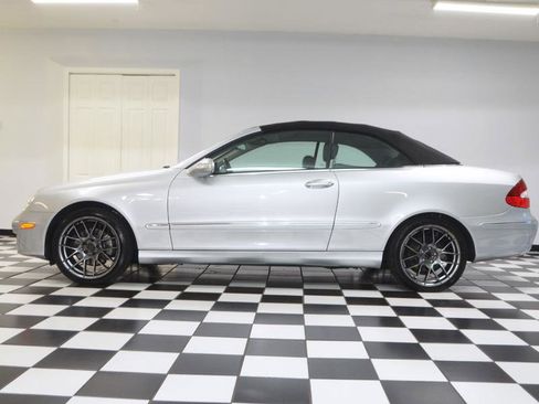 Used 2006 Mercedes-Benz CLK 350 Cabriolet w/ Premium Pkg image 6