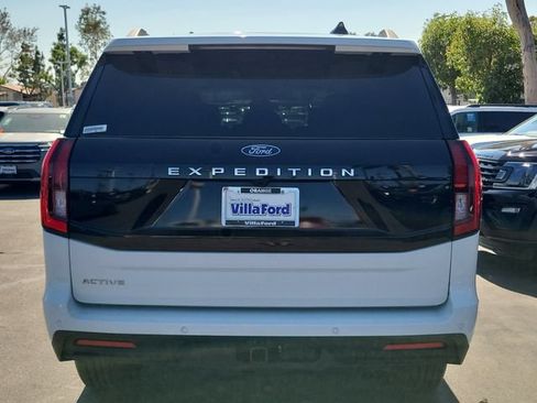 Certified 2025 Ford Expedition Active RWD image 23