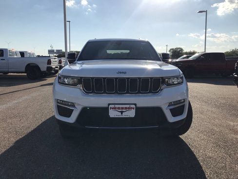 New 2025 Jeep Grand Cherokee Limited 4xe AWD/4WD image 2