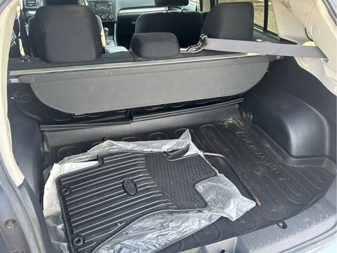 Used 2013 Subaru Impreza 2.0i Premium image 9