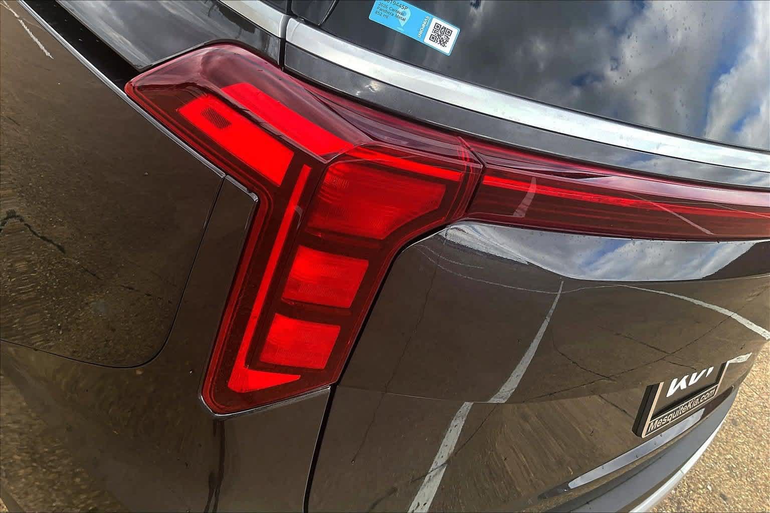 Certified 2026 Kia Carnival FWD image 29