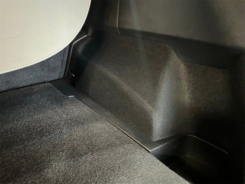 Used 2021 Nissan Rogue SV image 6