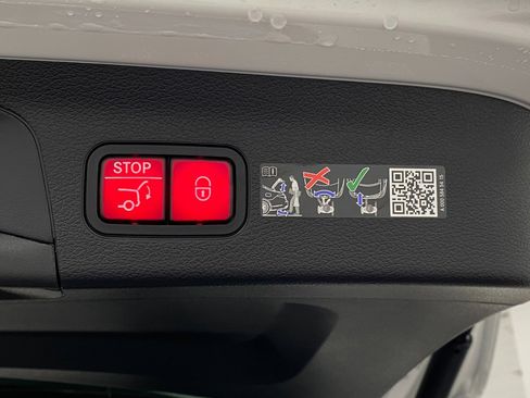 New 2026 Mercedes-Benz GLS 450 4MATIC image 7