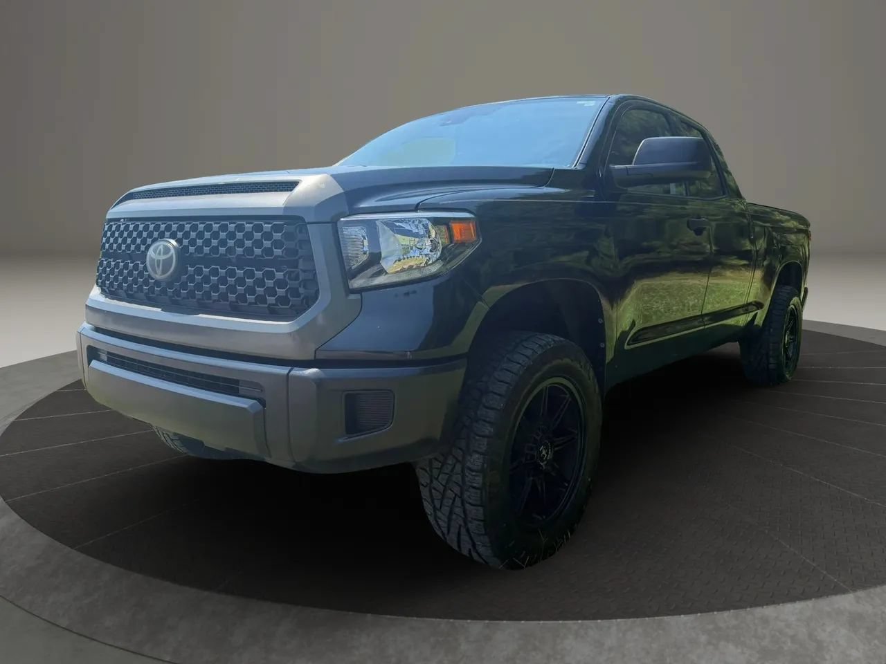 Used 2018 Toyota Tundra SR AWD/4WD image 7