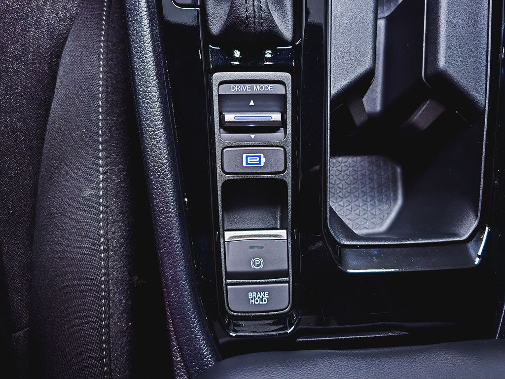 Used 2025 Honda Accord Sport image 31