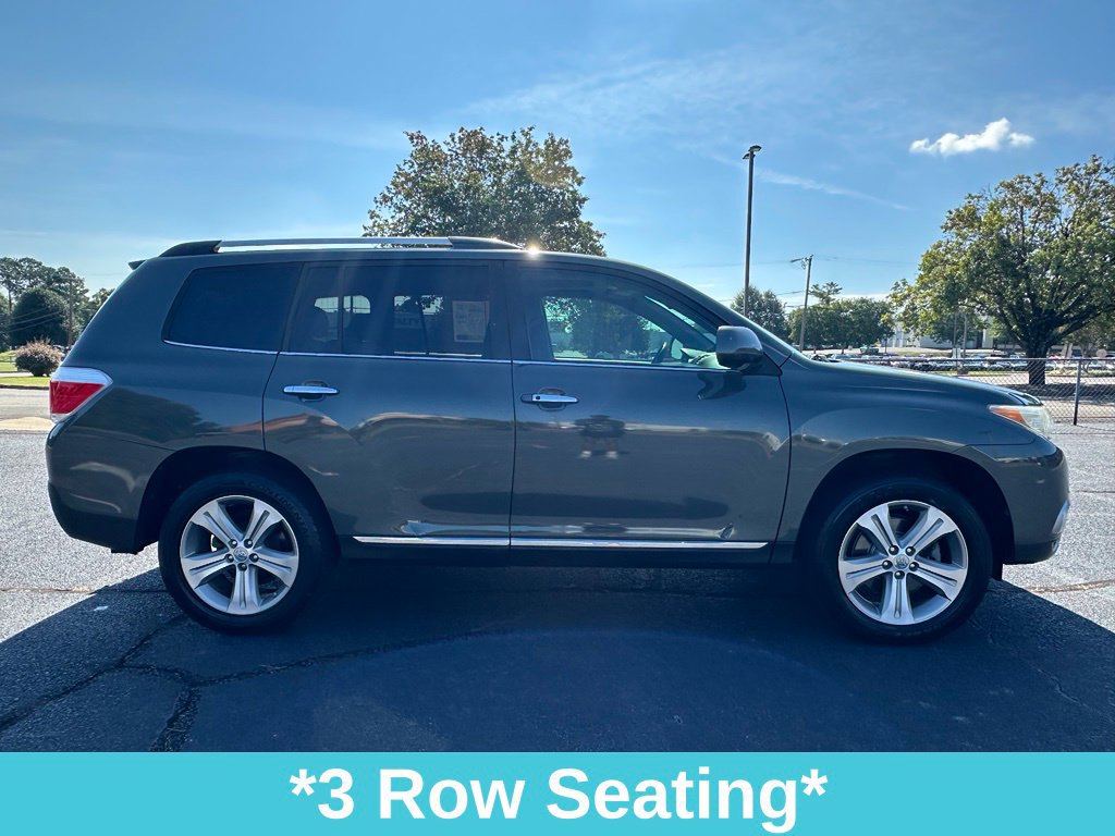Used 2013 Toyota Highlander Limited AWD/4WD image 11