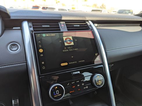 Used 2023 Land Rover Discovery S R-Dynamic image 24