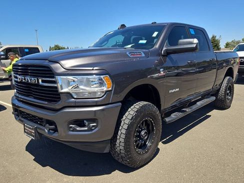 Used 2020 RAM 2500 Big Horn w/ Level 1 Equipment Group AWD/4WD image 2