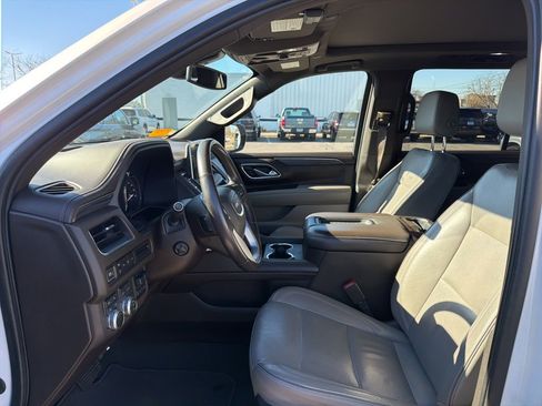 Used 2021 GMC Yukon SLT w/ SLT Luxury Plus Package image 12