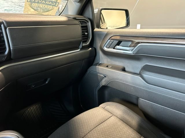 Used 2022 Chevrolet Silverado 1500 LT AWD/4WD image 21
