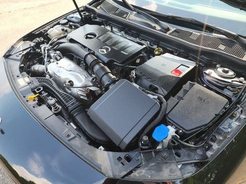 Used 2022 Mercedes-Benz CLA 250 image 34