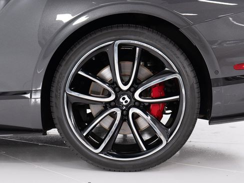 Used 2023 Bentley Continental GT Azure image 47