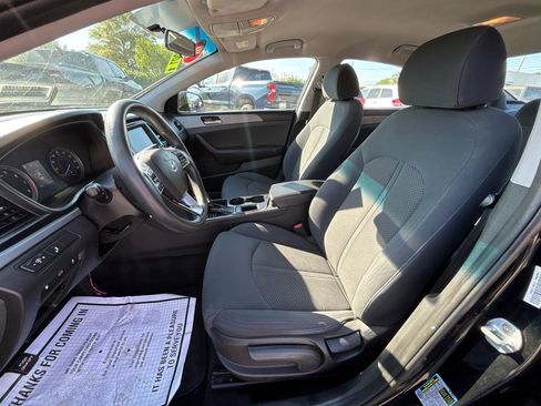 Used 2019 Hyundai Sonata SE FWD image 24