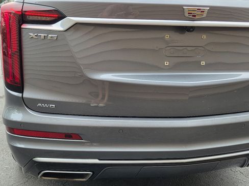 Used 2022 Cadillac XT6 Premium Luxury image 38