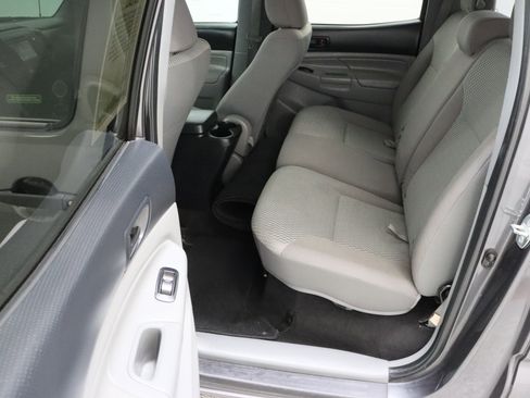 Used 2013 Toyota Tacoma PreRunner w/ Convenience Pkg image 23