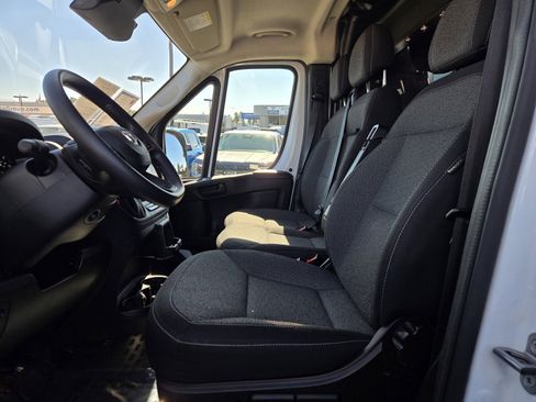 Used 2023 RAM ProMaster 2500 w/ Driver Convenience Group image 13