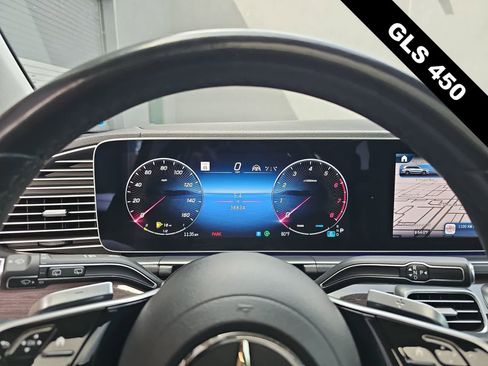 Used 2024 Mercedes-Benz GLS 450 4MATIC image 22