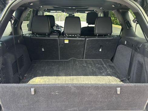 Certified 2019 Land Rover Discovery HSE AWD/4WD image 10