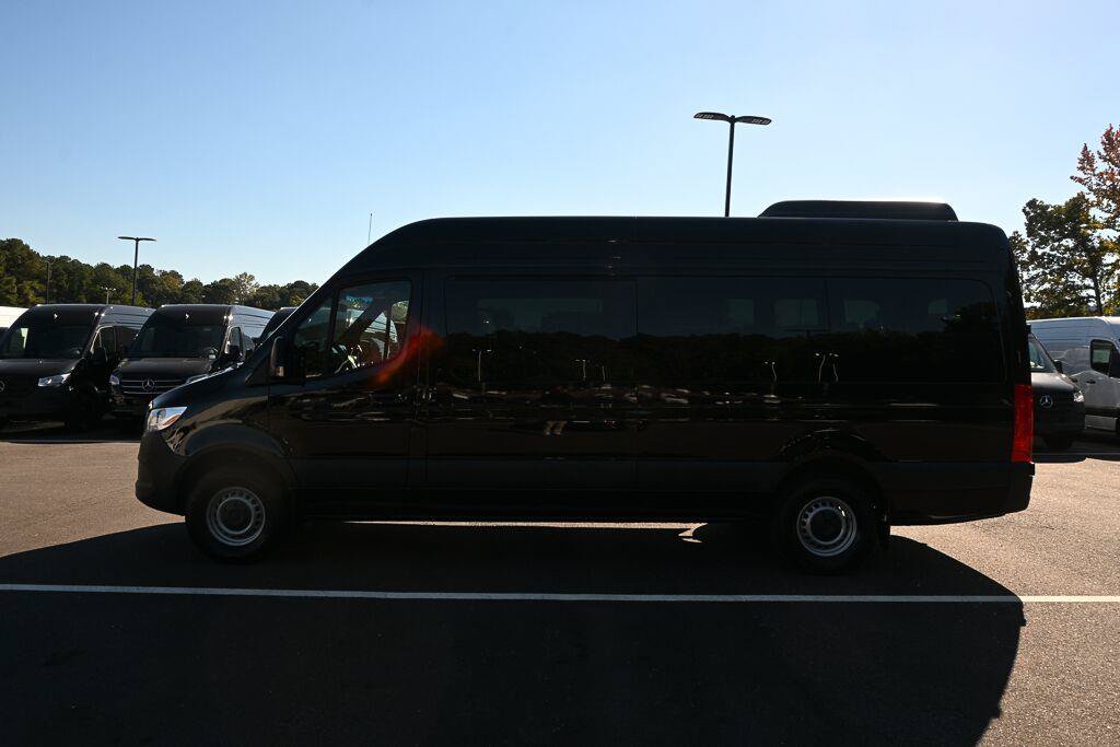 Used 2026 Mercedes-Benz Sprinter 2500 image 3