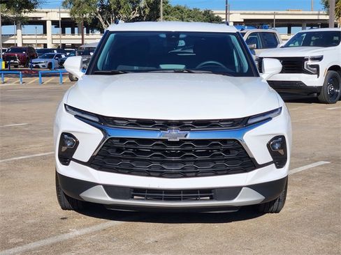 Used 2024 Chevrolet Blazer LT w/ Convenience Package image 2