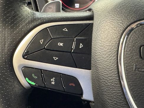 Used 2018 Dodge Challenger R/T Scat Pack w/ Leather Interior Group image 18