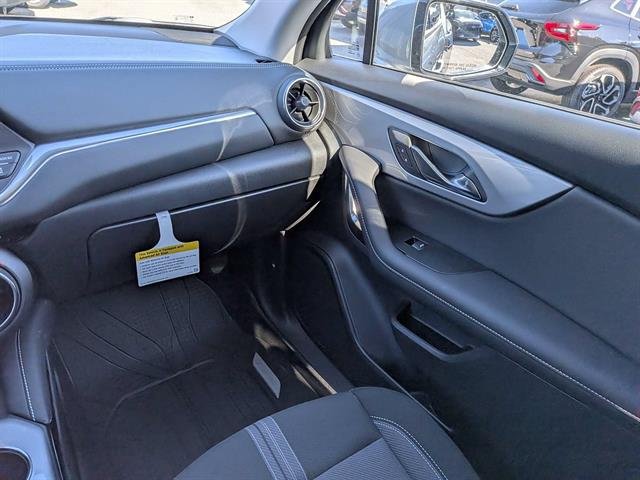 New 2026 Chevrolet Blazer LT w/ Convenience Package FWD image 16