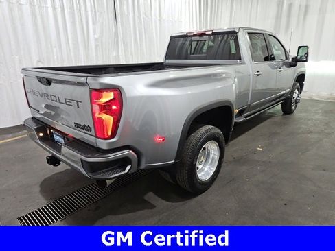 Certified 2024 Chevrolet Silverado 3500 High Country w/ High Country Premium Package image 3