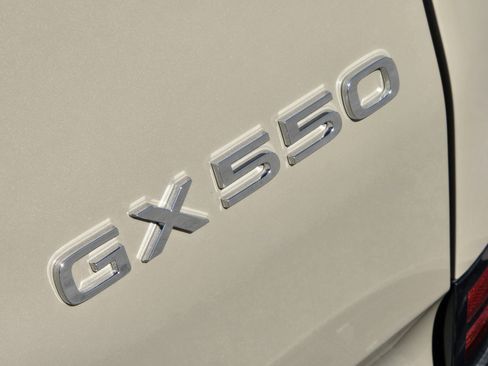 Certified 2025 Lexus GX 550 Overtrail+, Mark Levinson Audi image 19