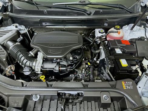 Used 2022 Cadillac XT5 Premium Luxury image 9