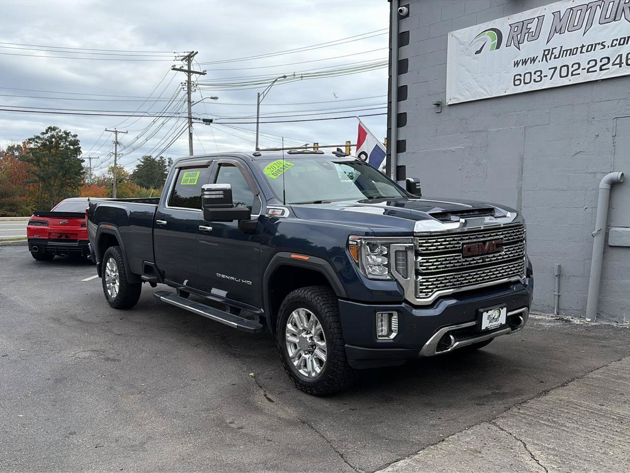 Used 2020 GMC Sierra 3500 Denali w/ Denali Ultimate Package AWD/4WD image 2