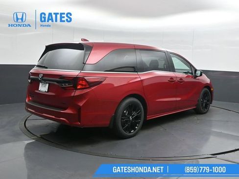 New 2026 Honda Odyssey Sport-L image 2