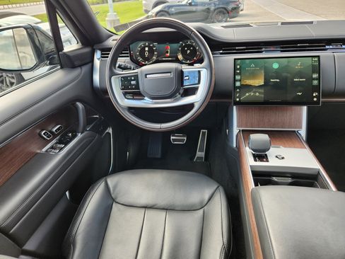 Certified 2024 Land Rover Range Rover SE AWD/4WD image 13
