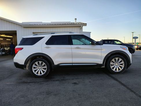 Used 2020 Ford Explorer Limited w/ Class III Trailer Tow Package image 7