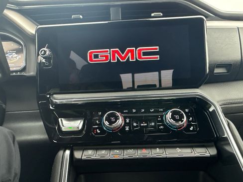 New 2025 GMC Sierra 2500 Denali w/ Denali Reserve Package image 15