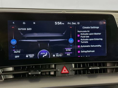 Used 2023 Kia Sportage SX Prestige image 24